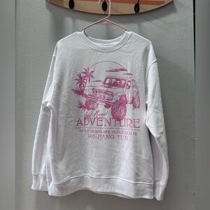 Hollister Jeep in Hawaii White Crewneck Sweatshirt. Size Oversized XS. NWOT